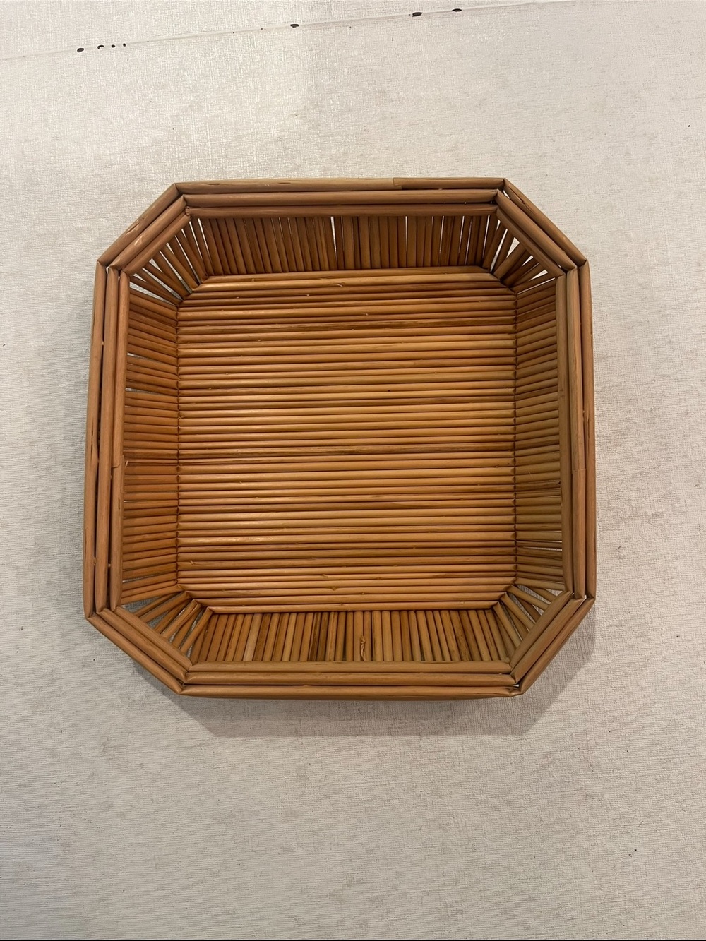 Vintage handmade wicker/ reed trinket tray. GUC!